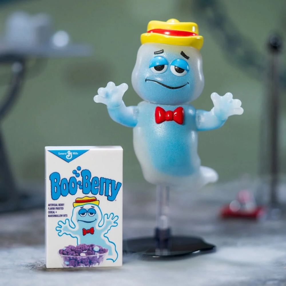 General Mills Boo Berry 6-Inch Scale GITD Figure - Exclusive | Poki ...