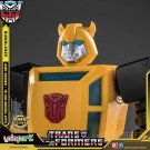 Transformers Generation One AMK Series Plastic Model Kit Bumblebee 16 cm thumbnail