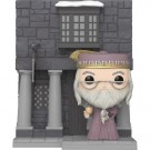 Harry Potter Albus Dumbledore with Hog's Head Inn Deluxe Pop! Vinyl Figure 154 thumbnail